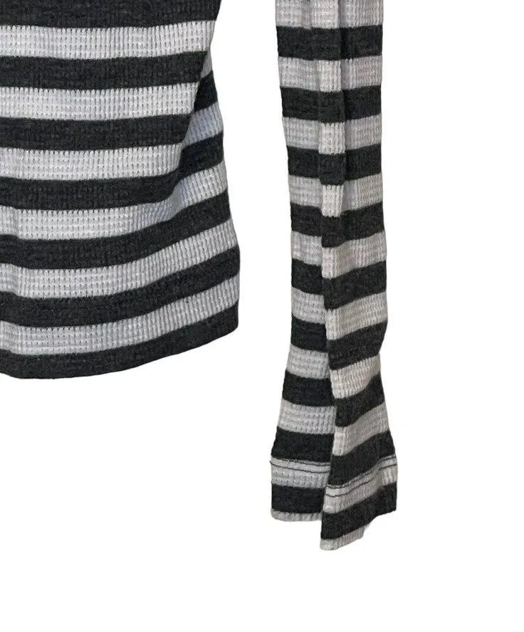 Gap Women's Pullover Sweater Top Knit Turtleneck Longsleeve Striped Blue Size XS - Image 3