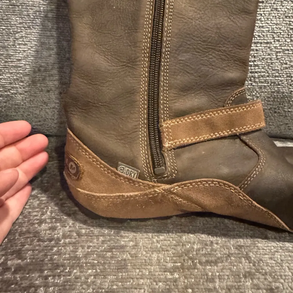 Women’s Merrell Grip Weatherproof Brown Boots Size 8.5 - Image 4