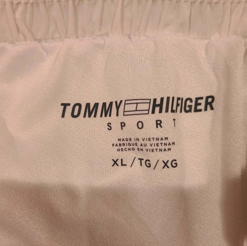 White Athletic Shorts Size XL - Image 8