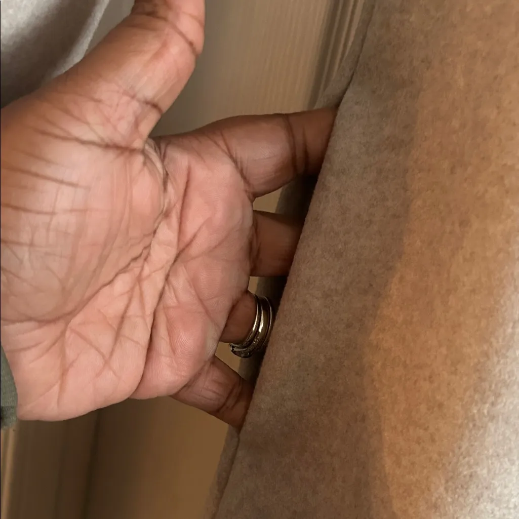 Zara Women's Beige Trench Coat - Image 4