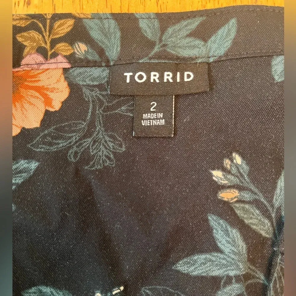 Challis partial zip front dress, size 2 (2X) - Image 4