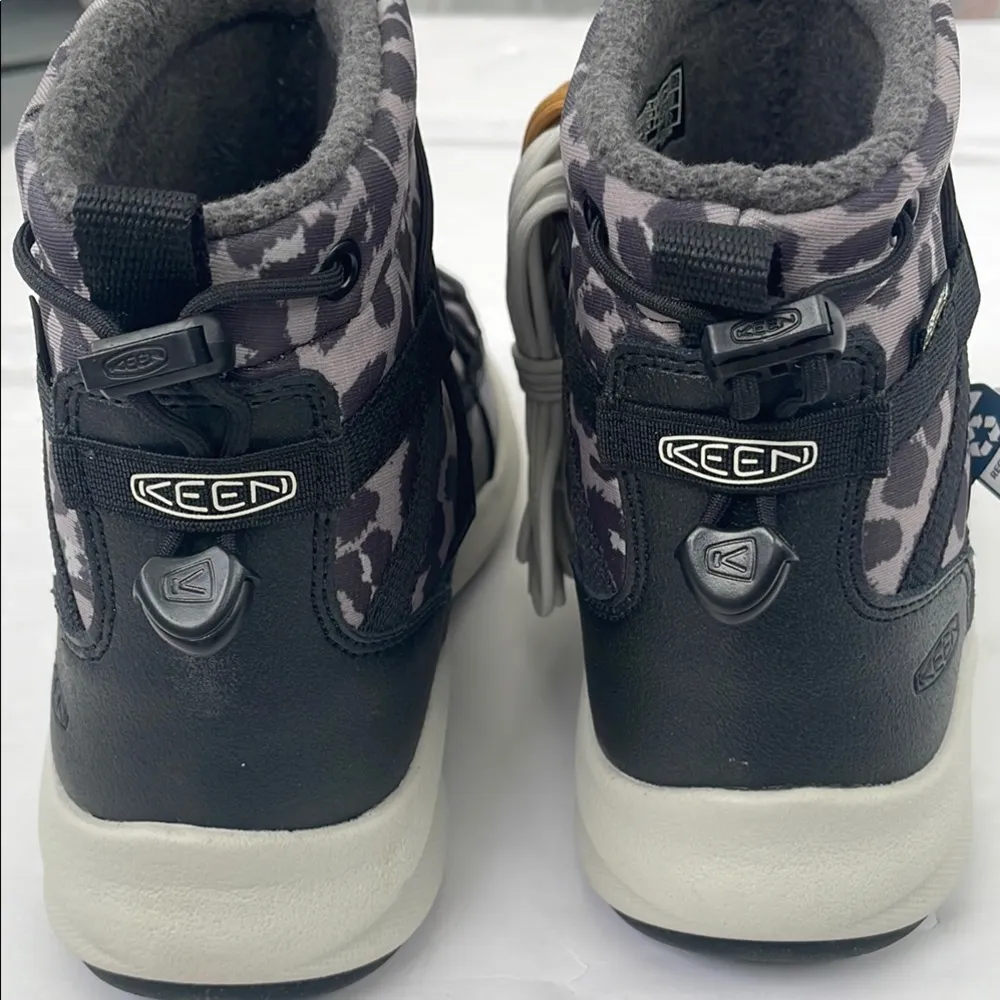 Women's Uneek SNK 2 Waterproof Chukka Gray and Black Rain Snow Boots 7 - Image 9