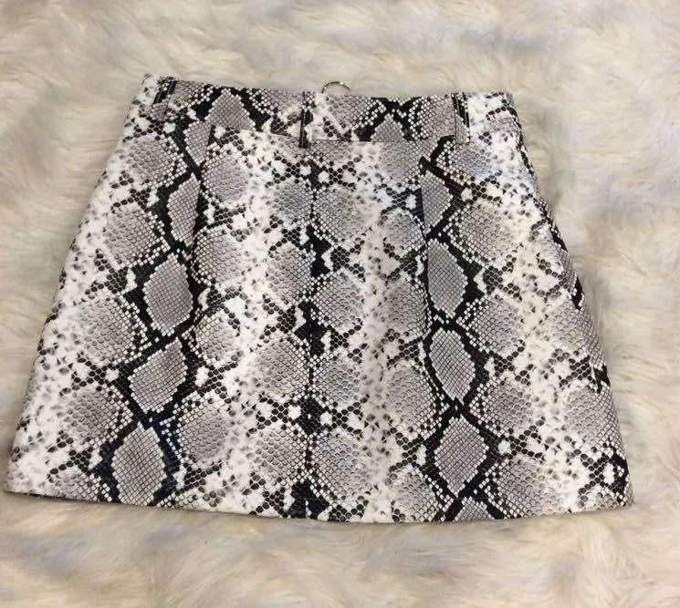 Trinkets Boutique NWT Snakeskin Skirt - Image 2