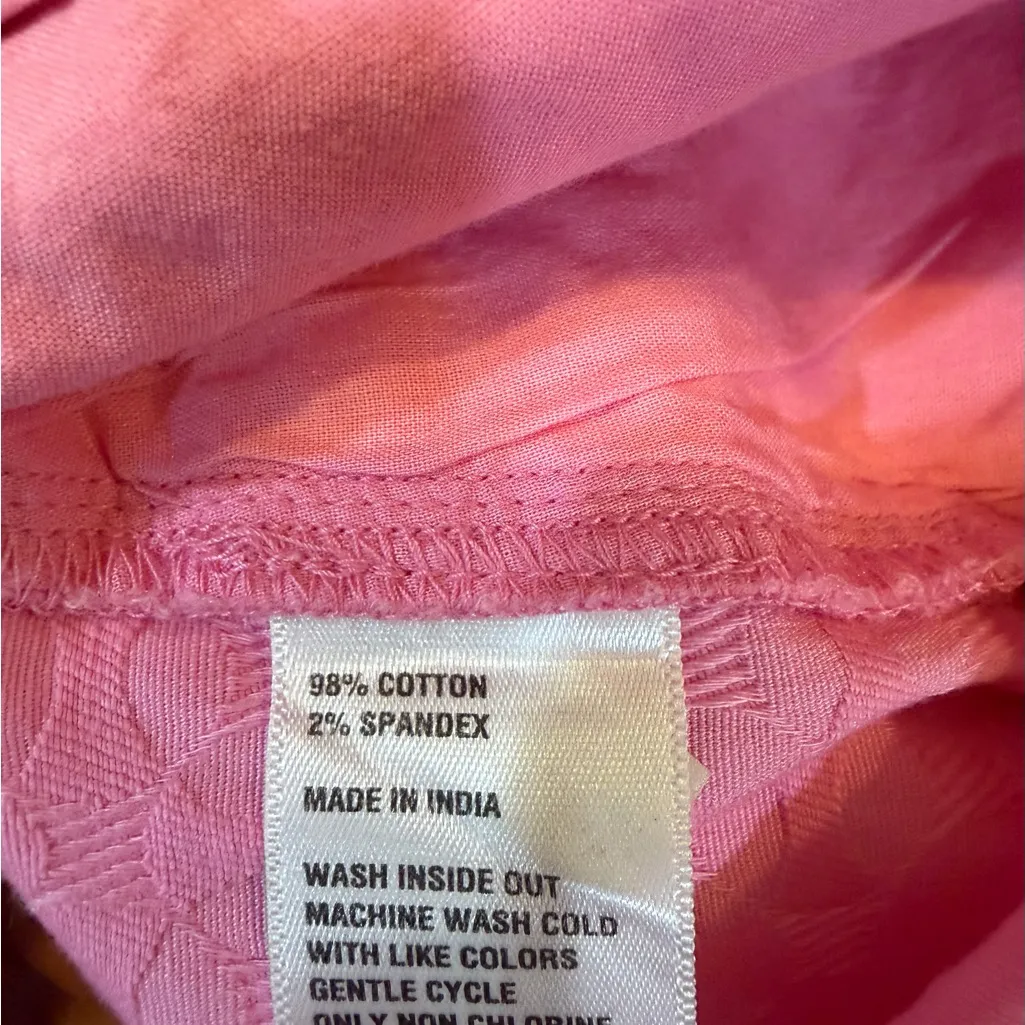 Crown & Ivy Pink Scallop Shorts - Image 6