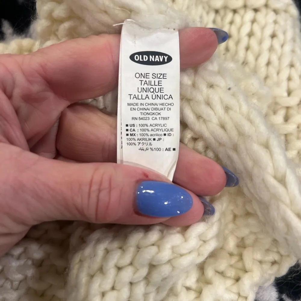 Old Navy White Scarf - Image 3