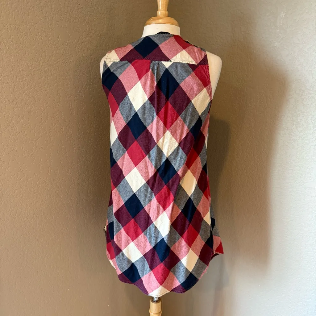 Fun 2 Fun Red and Blue Checkered Tank Top Large - Image 2