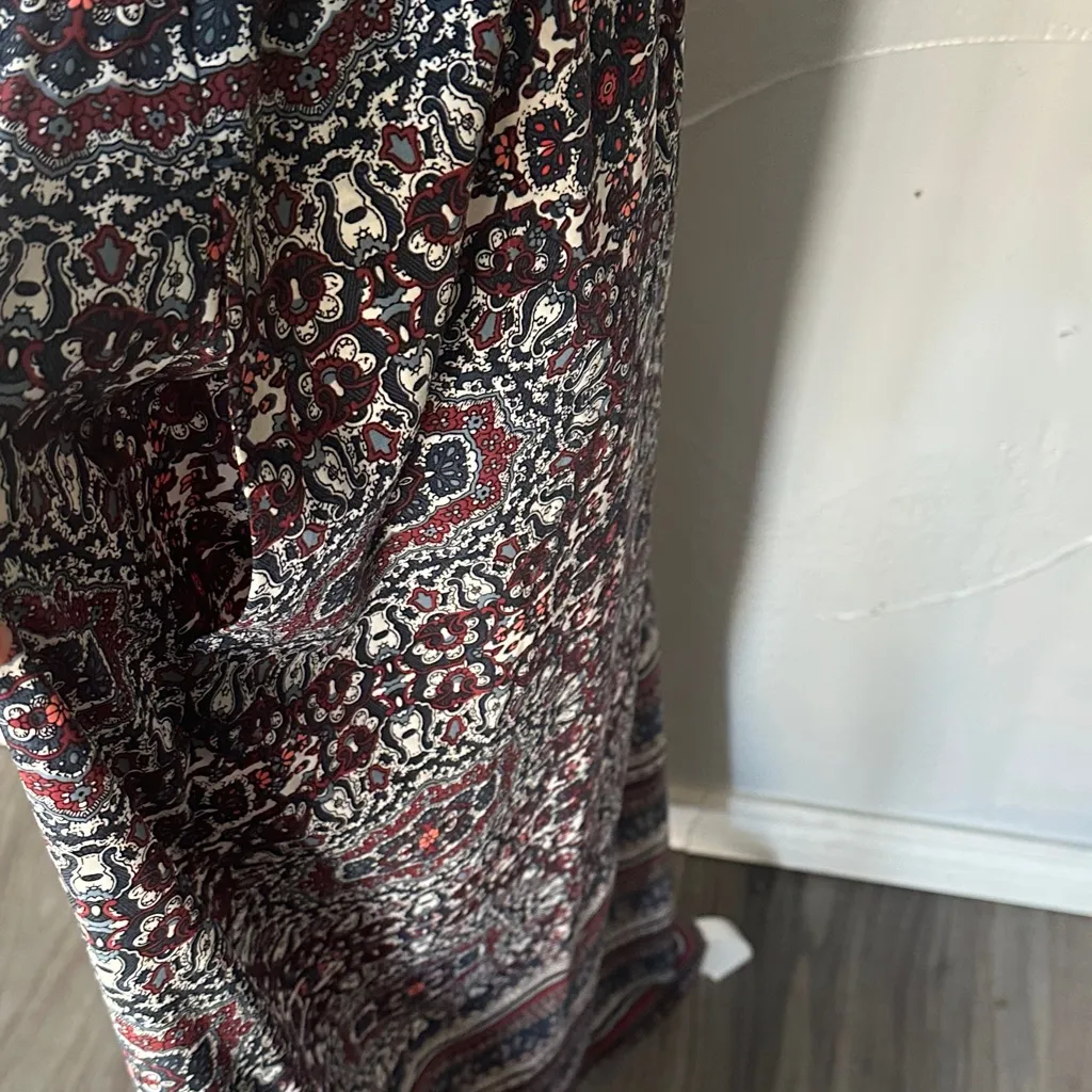 Athleta Black and Blue Patterned Maxi Dress - Image 6