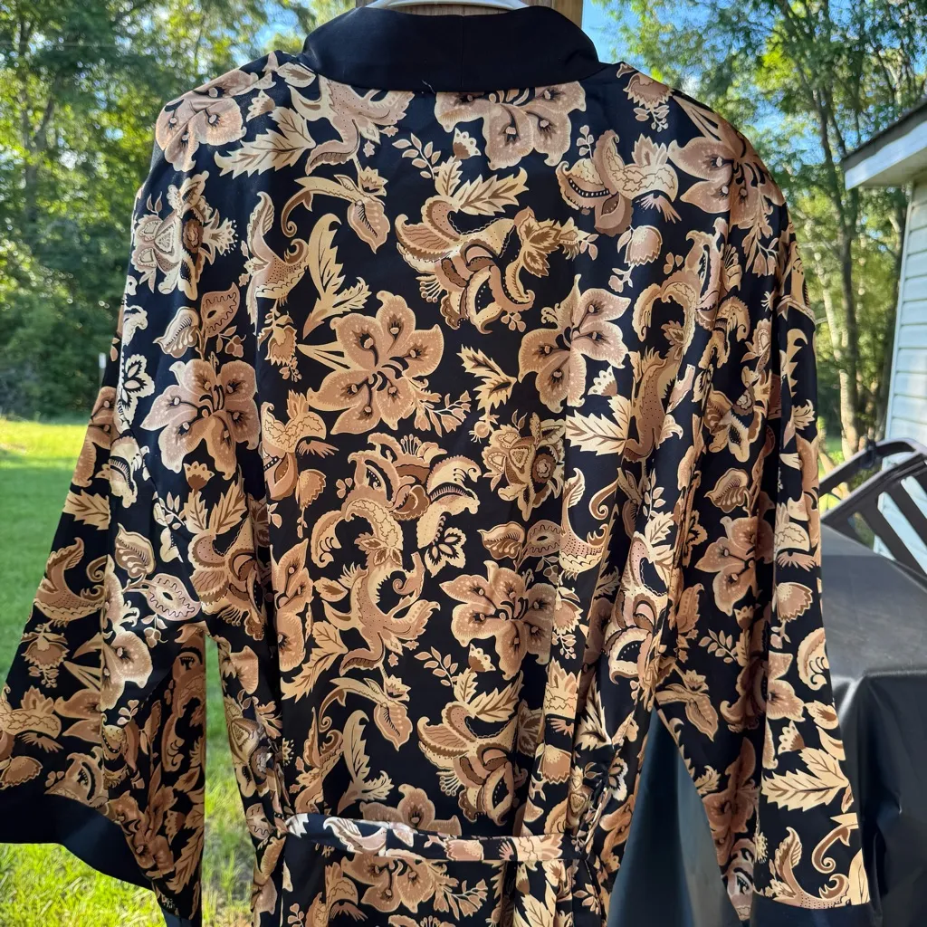 Adonna Vintage Floral Kimono Robe in Black and Gold Large 16/18 - Image 3