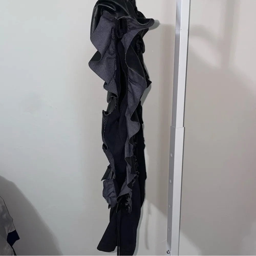 NWT Why Dress Ruffle Sleeve Top Women Small Cinched Edgy Going Out Faux Leather Black - Image 11