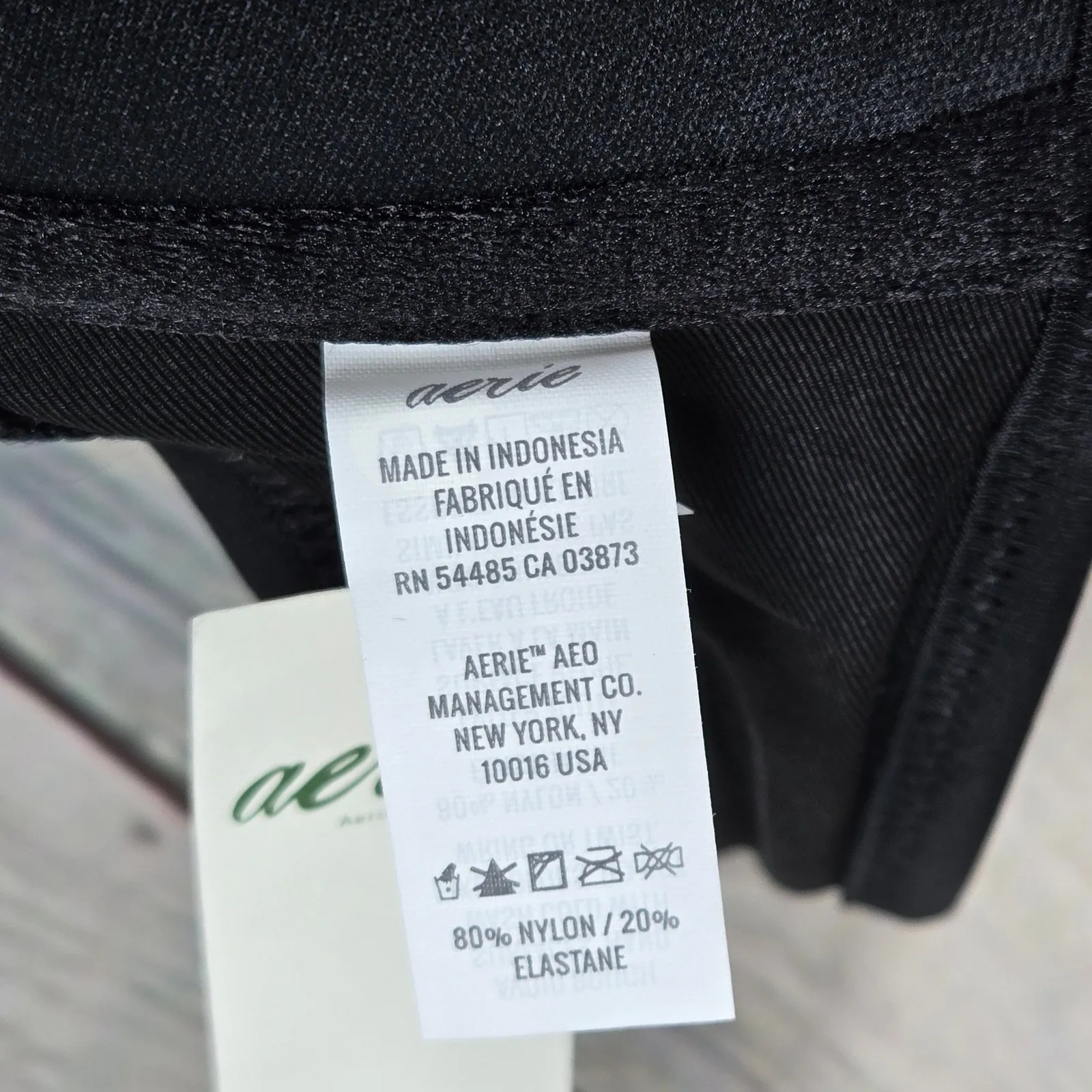 Aerie  Pushup Underwire Bikini Top Black US 32D Knot Front Halter Swim - Image 6