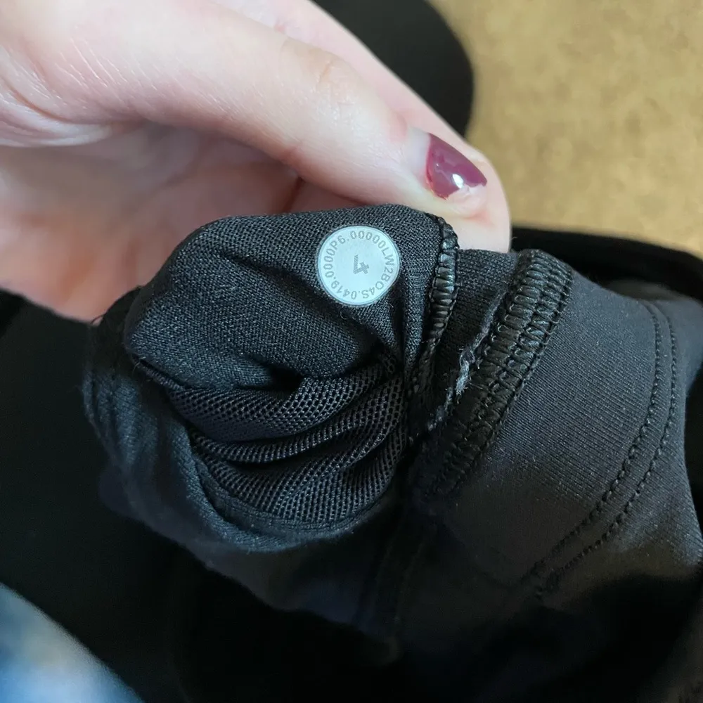 Lululemon Free To Be Moved Bra *High Neck - Image 5