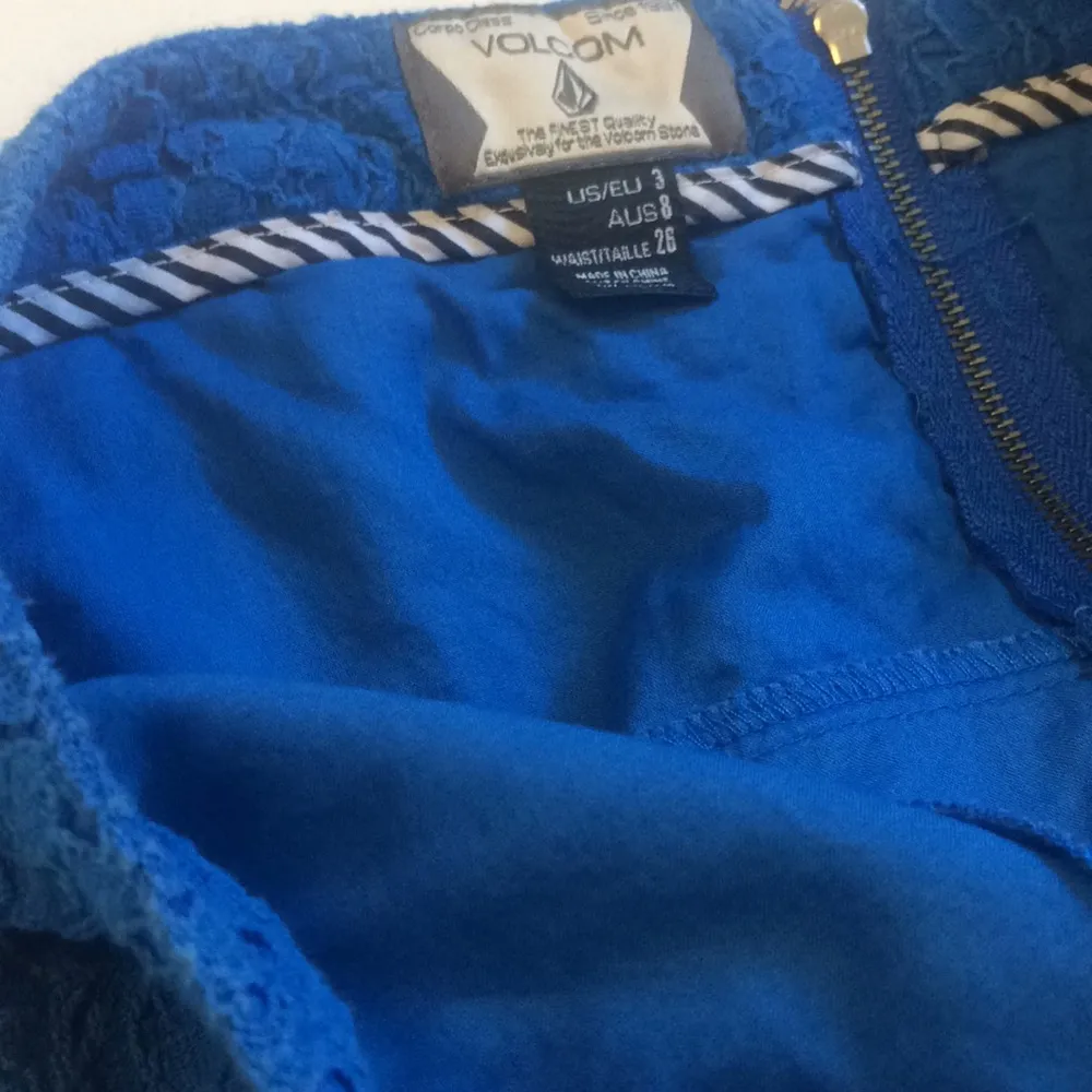 Volcom FINAL MARKDOWN JUNIOR  mini skirt 3 - Image 4