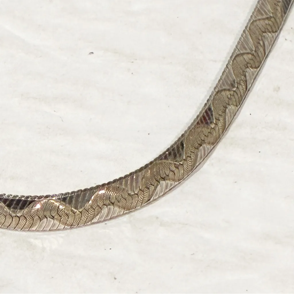 325 Italy Silver Herringbone Link Necklace Wave Pattern Jewelry - Image 2