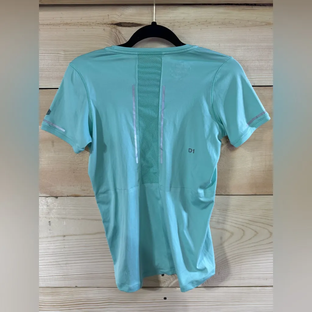 Athletic Bundle Top & Shorts - Image 4