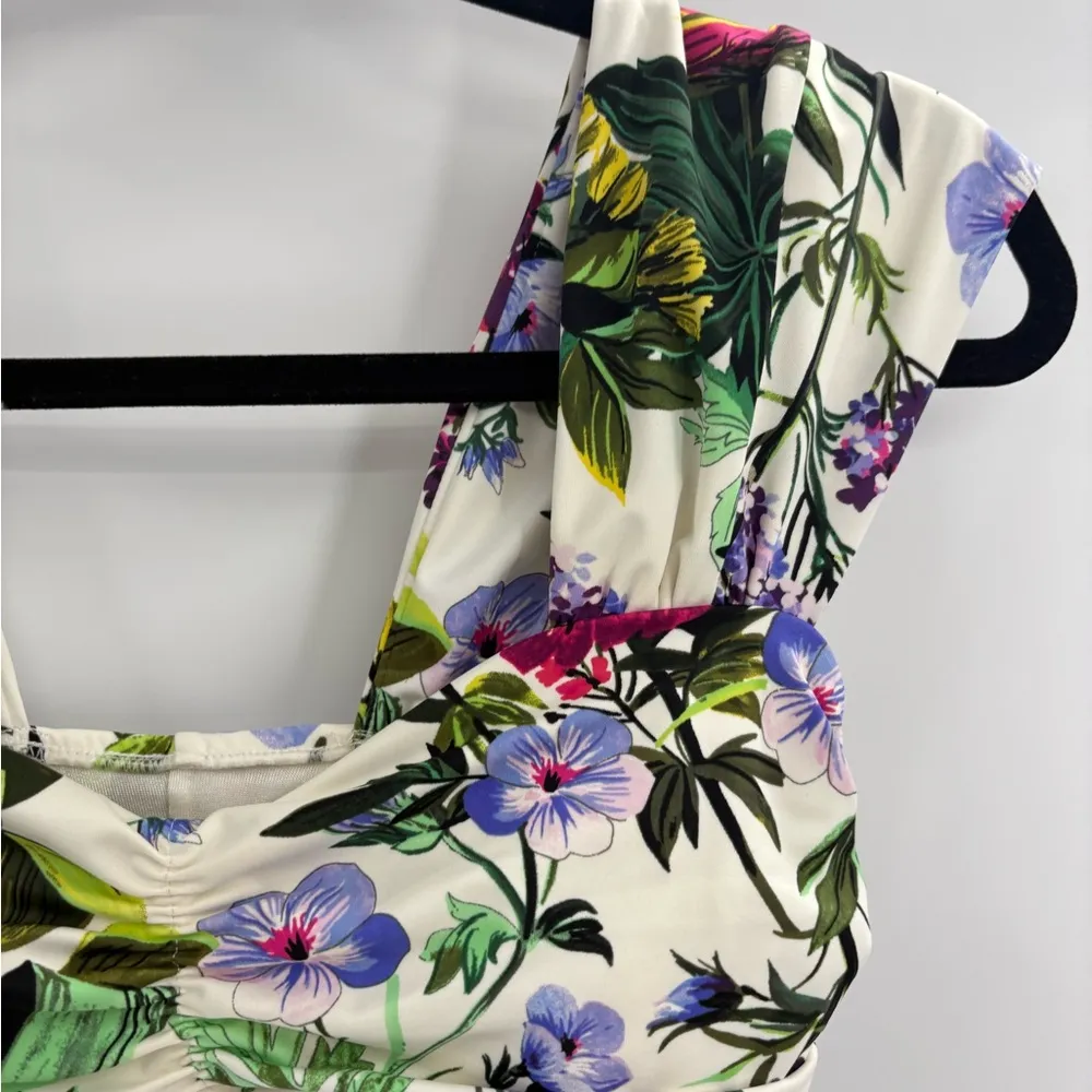 Magic suit miracle suit Natalie one piece modern romance floral bathing suit 8 - Image 6