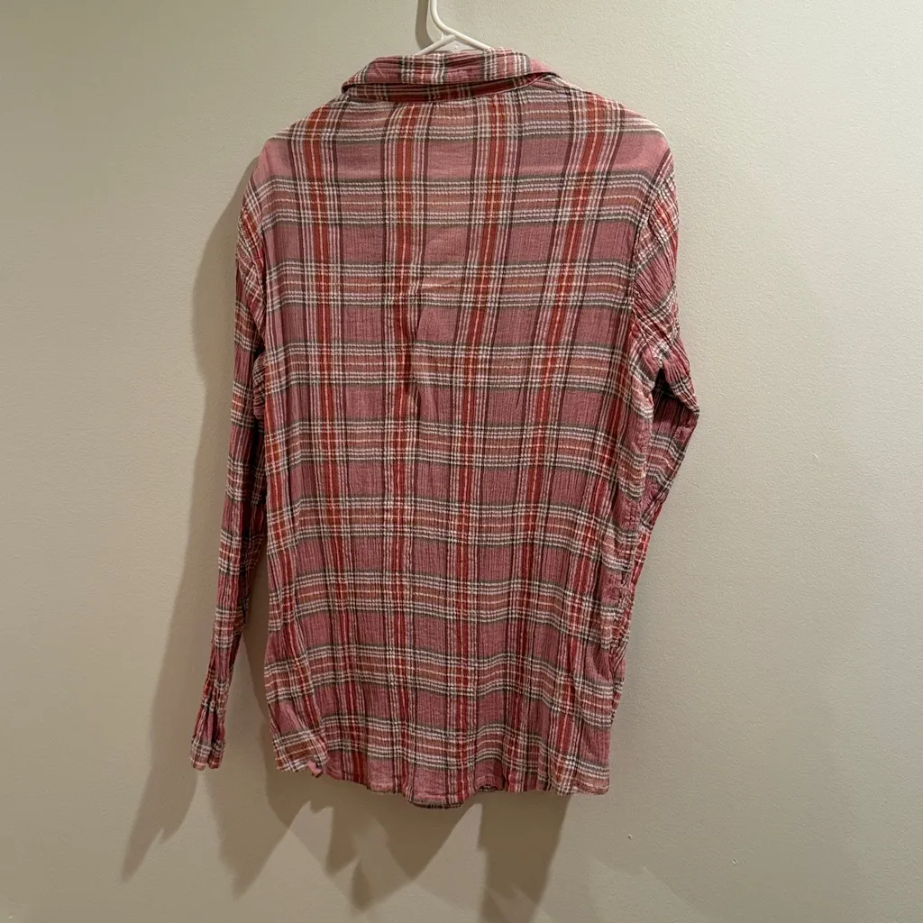 Sundance women's pink plaid pullover blouse size large - Image 5