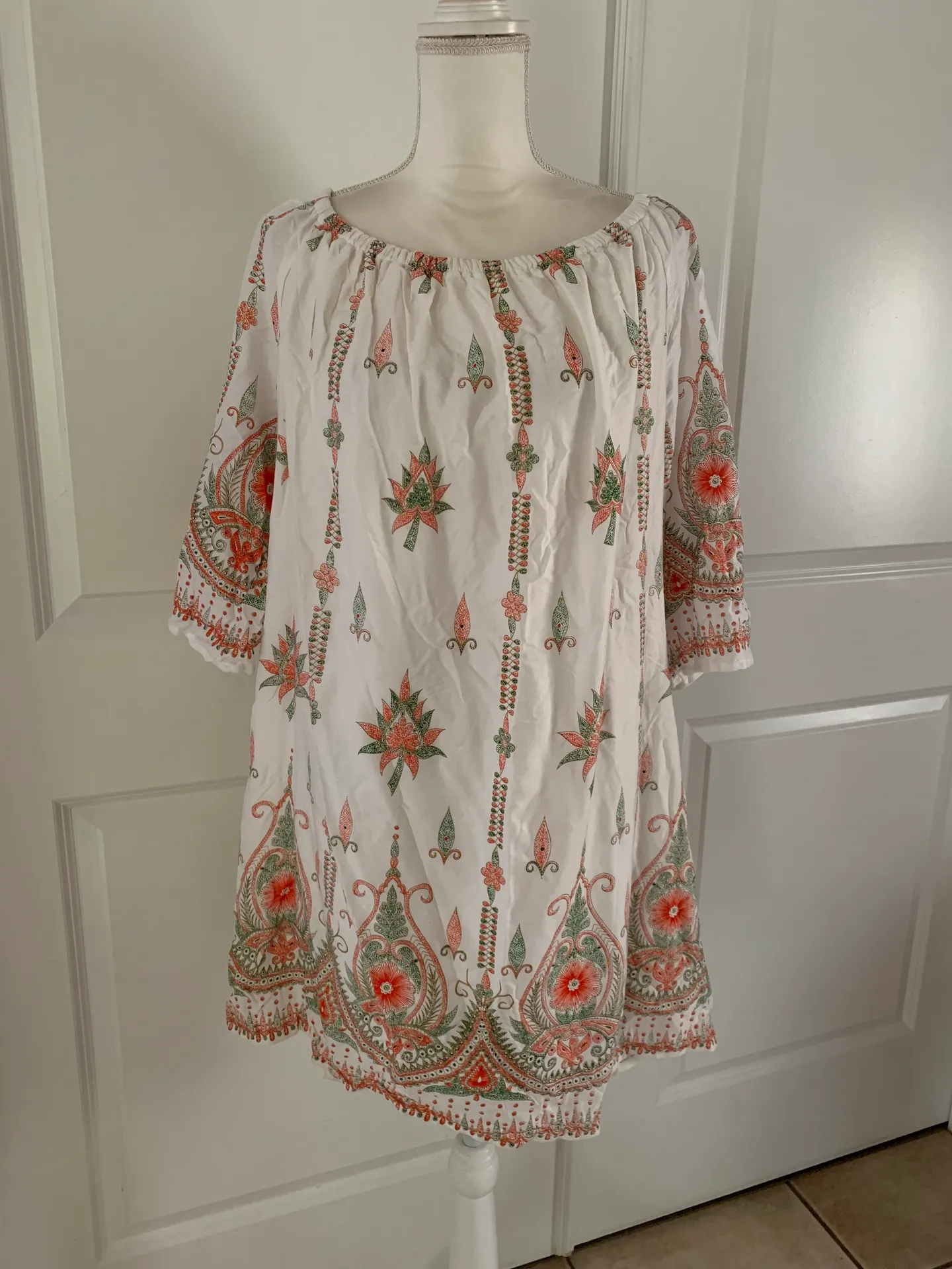 off shoulder bell sleeve floral mini tunic dress - Image 2