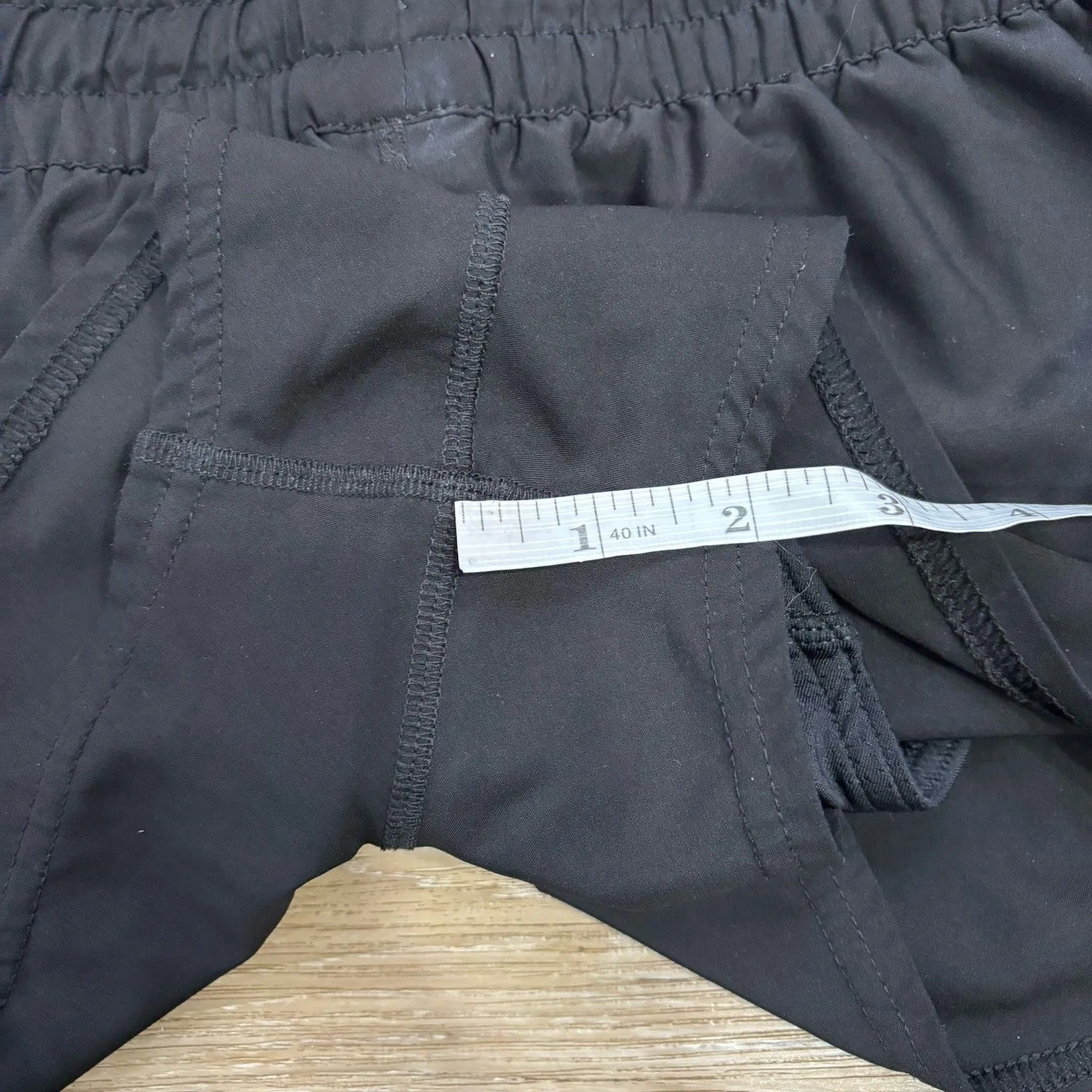 Vuori Shorts Womens Size Small Black Clementine Shorts Athletic 2” Inseam - Image 6