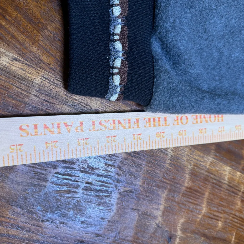 Vintage Tundra Sport Canada Fleece Jacket XXL Embroidered Bear Tracks Maple Leaf Gray - Image 12