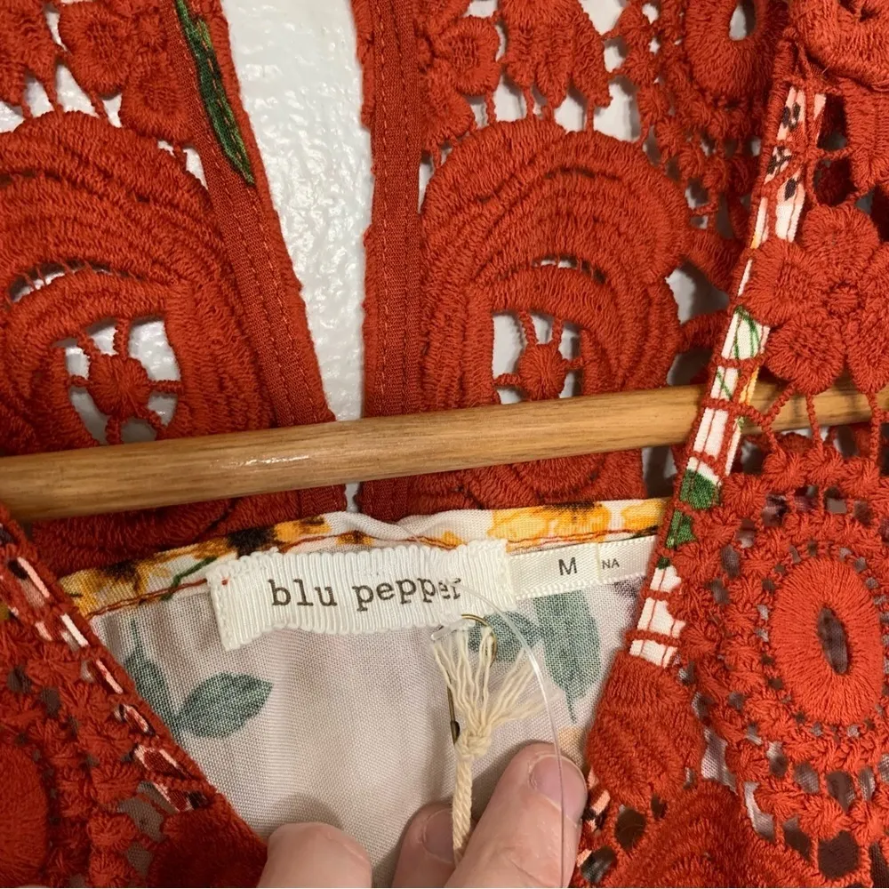 Blu Pepper Boho Rust Floral Crochet Mini Dress Size M NEW - Image 4