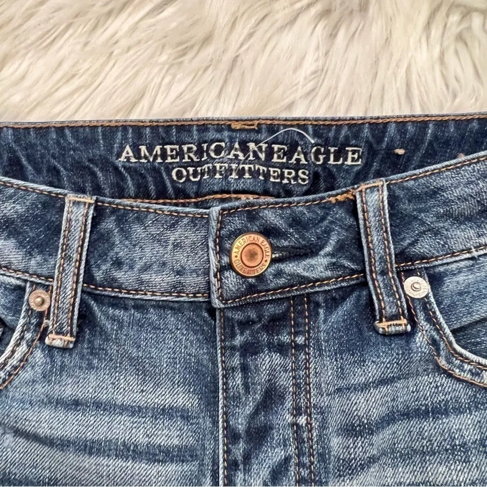 American Eagle Boy Crop Denim Shorts Crochet - Image 8