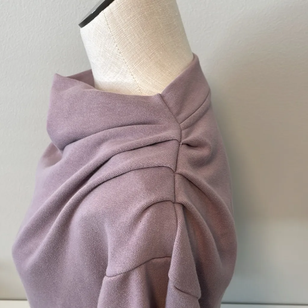 ASTR  | Nordstrom Lavender sweatshirt size small - Image 4