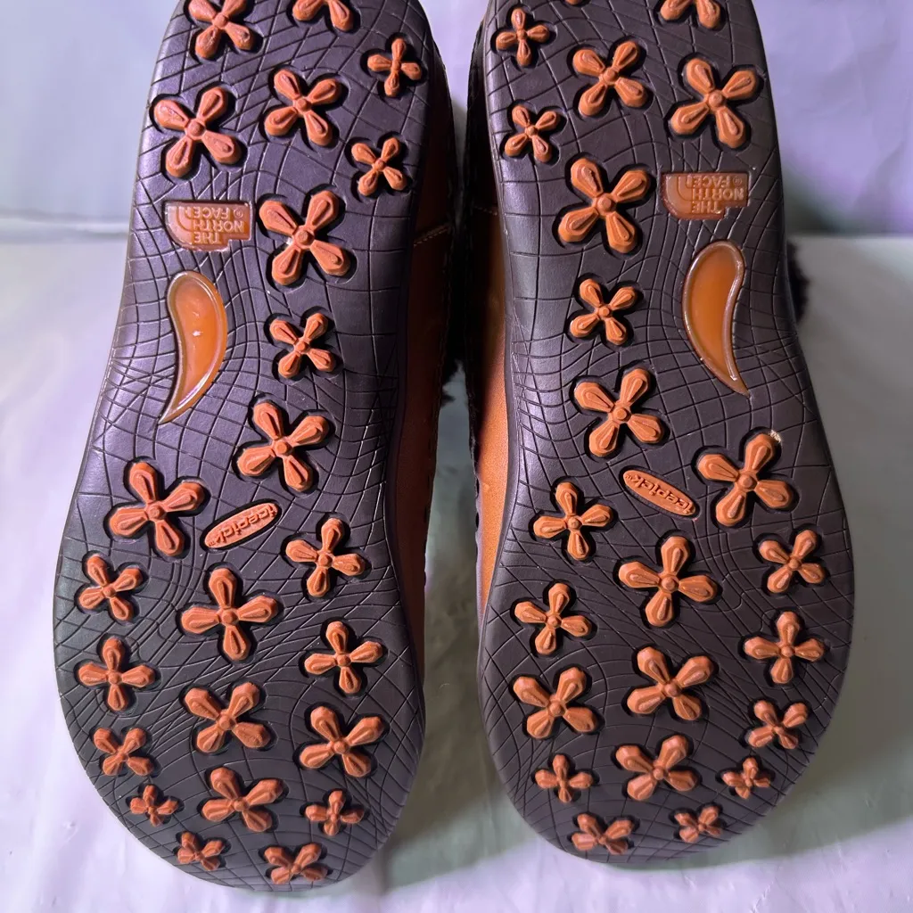 The North Face Dark Brown Fur-Lined Winter Boots - Image 12