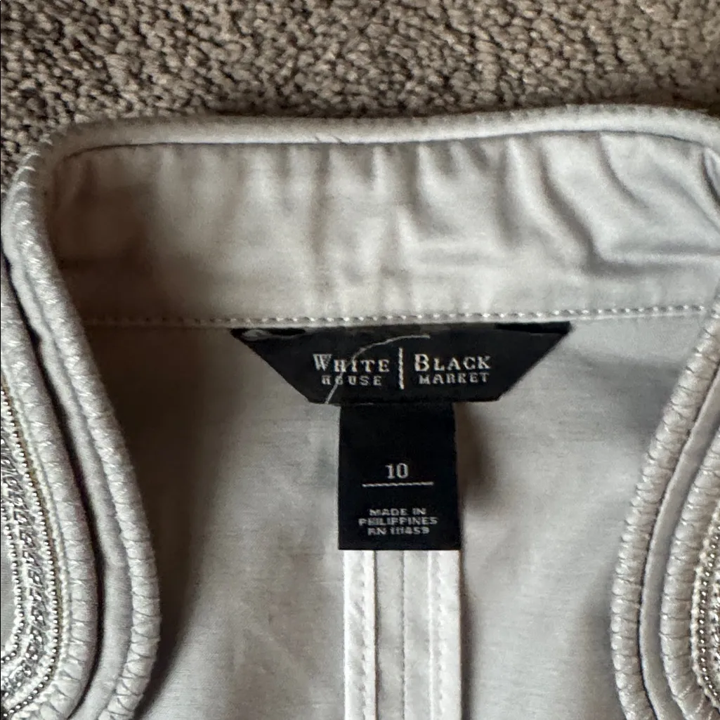 White House Black Market Gray Beaded Trim Lapel Cropped Blazer SIZE 10 - Image 3