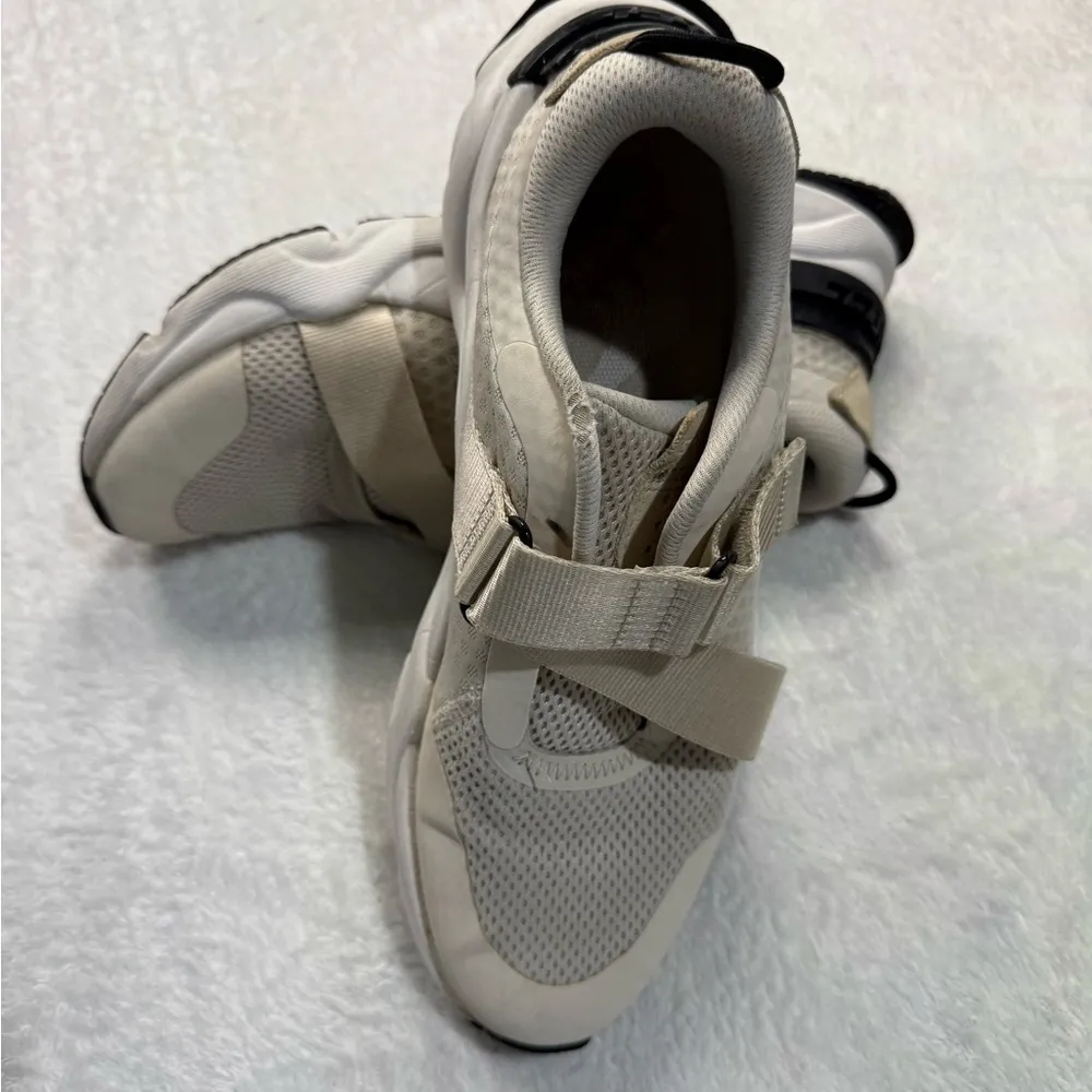 Sorel Cream Athletic Shoes with Adjustable Strap and Breathable Mesh - Image 6