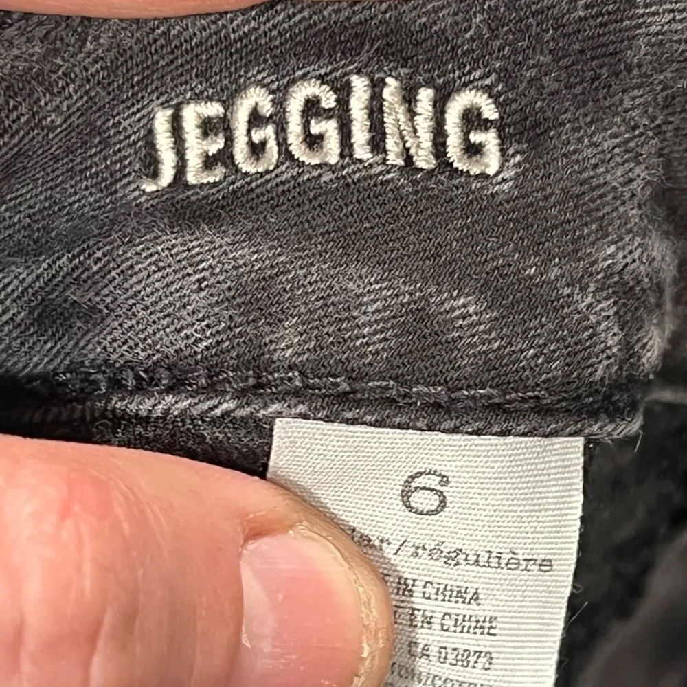 Women’s American Eagle Jeans Women’s Size 6 Stretch Jegging Black Denim - Image 4