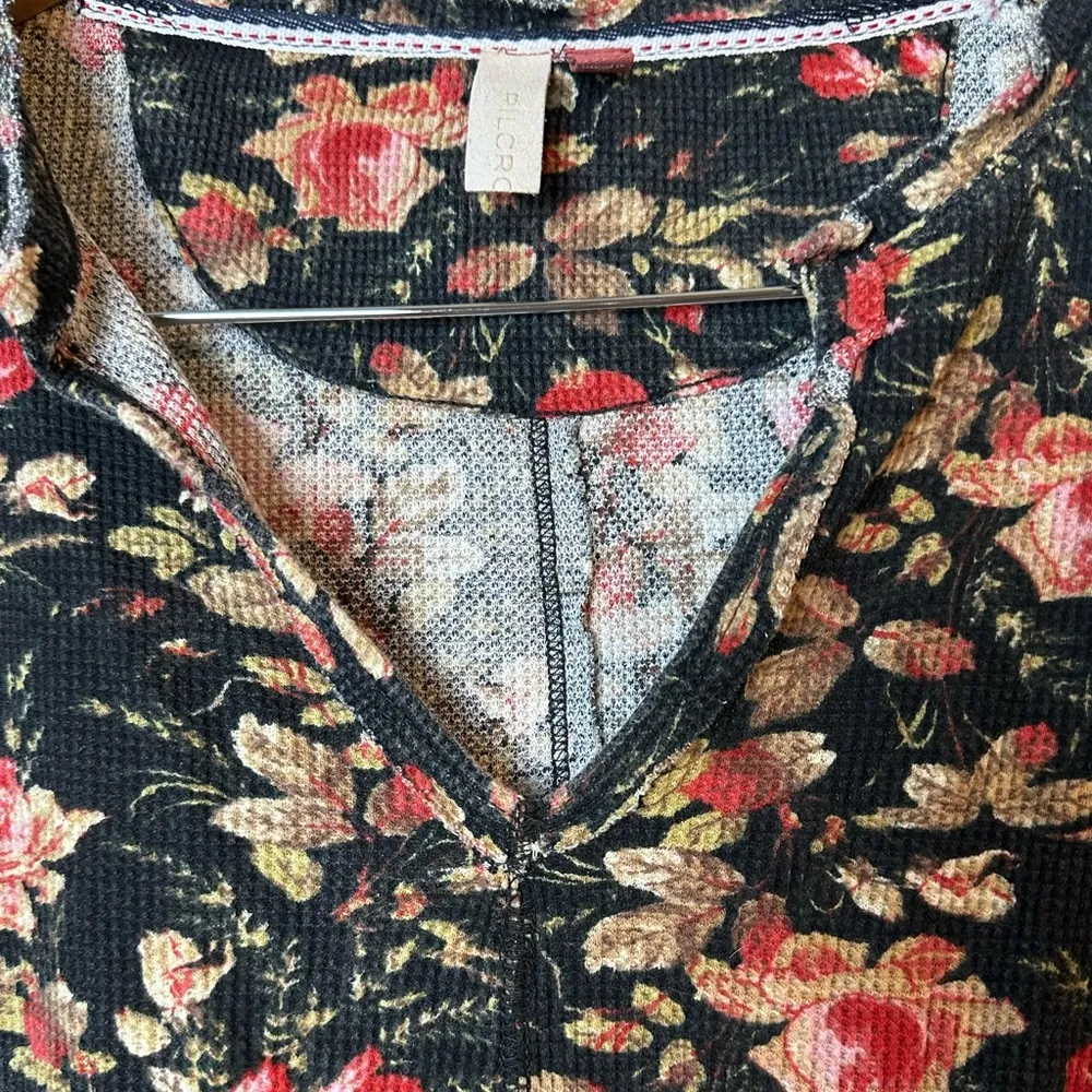 Pilcro Anthropologie Thermal Waffle Knit Top Floral Womens Petite XS - Image 8