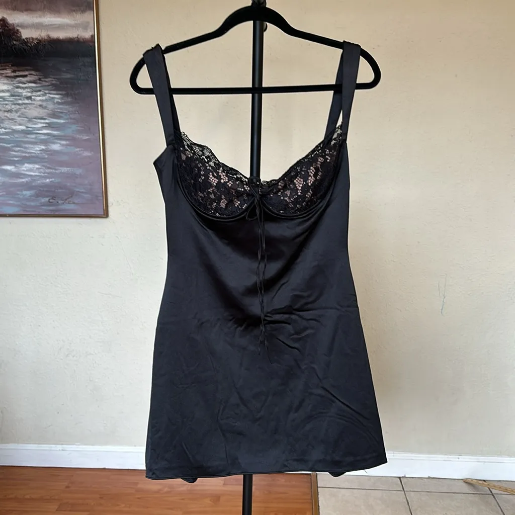 HOUSE OF CB  'Adriana' Black‎ Satin And Lace Mini Dress NWOT Size XL - Image 7