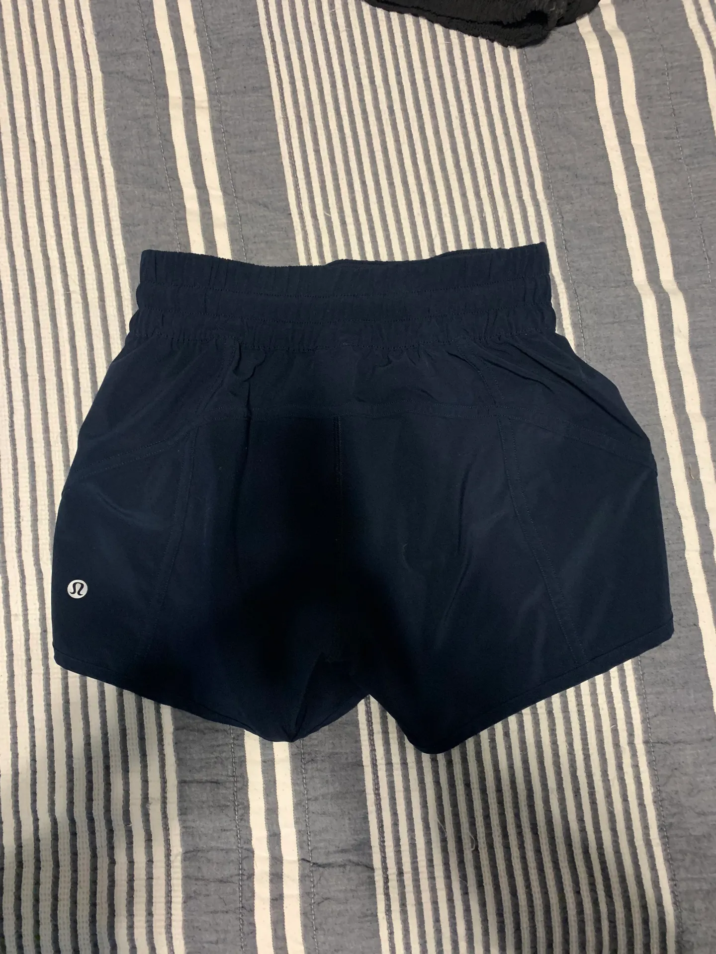 Lululemon Tracker Short 4’’ - Image 2