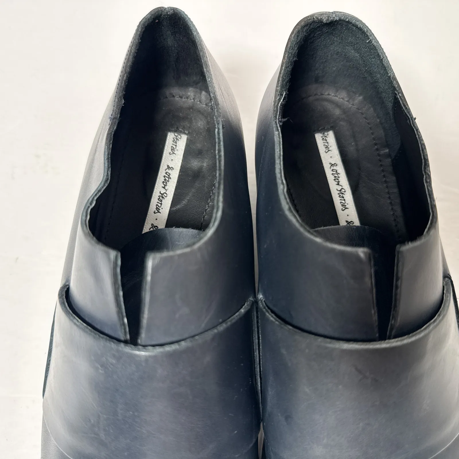 & Other Stories Metal Leather Derby Shoes Navy Cutout Made in Italy 38 US 7 - Image 9