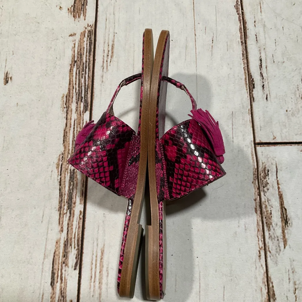 NWOT VIA SPIGA PINK BLACK FAUX SNAKESKIN SUEDE TASSEL TERRIN SANDALS Size 8 - Image 6