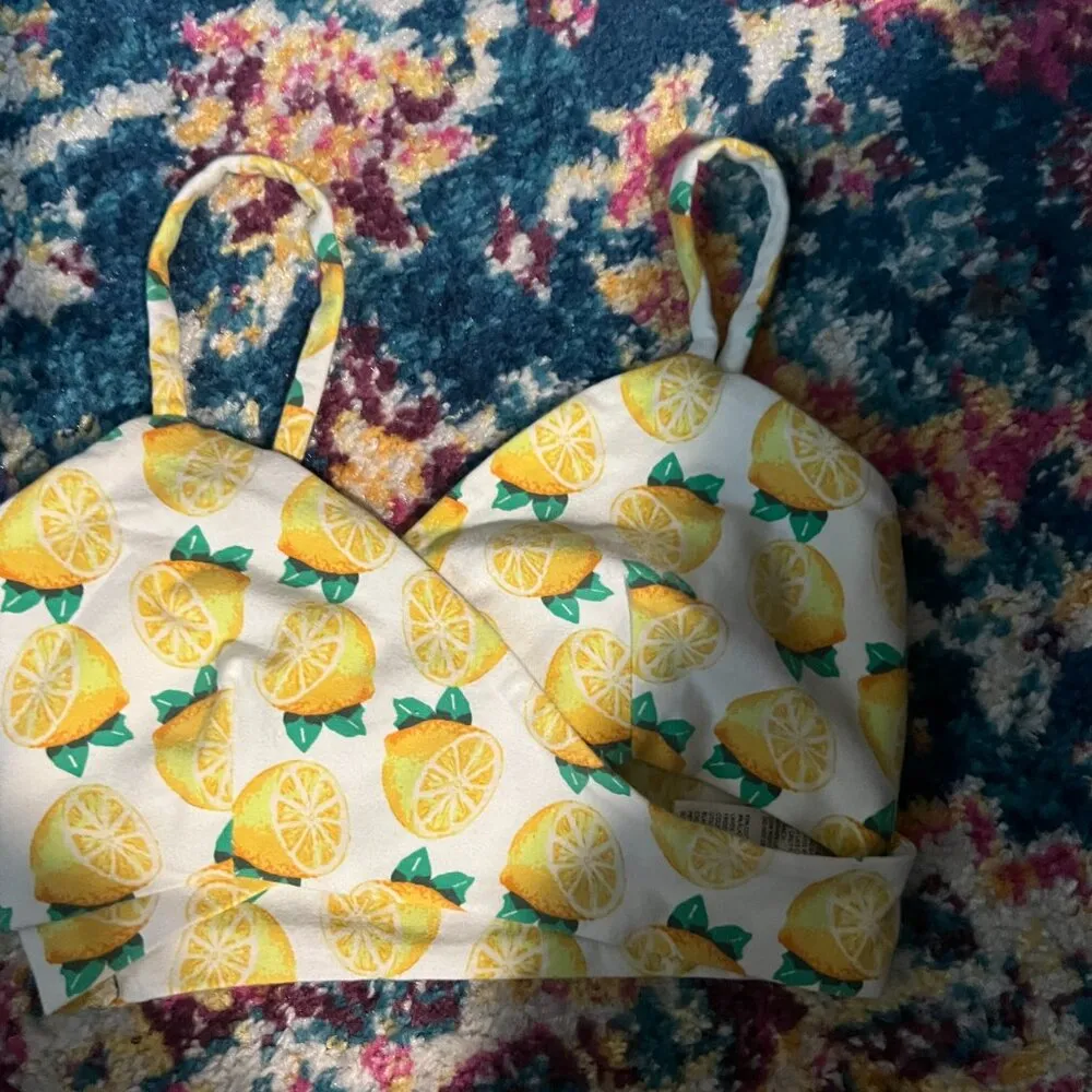 Kimchi Blue Wrap Cami Crop Top lemon print size XS - Image 6