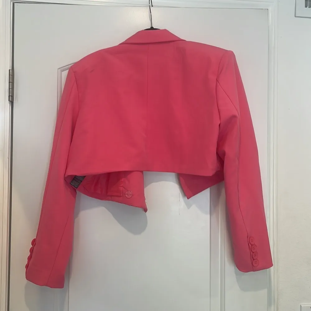 NWT Nasty Gal Hot Pink Keep Up the Work Shoulder Pad Cropped Blazer Sz 12 - Image 6