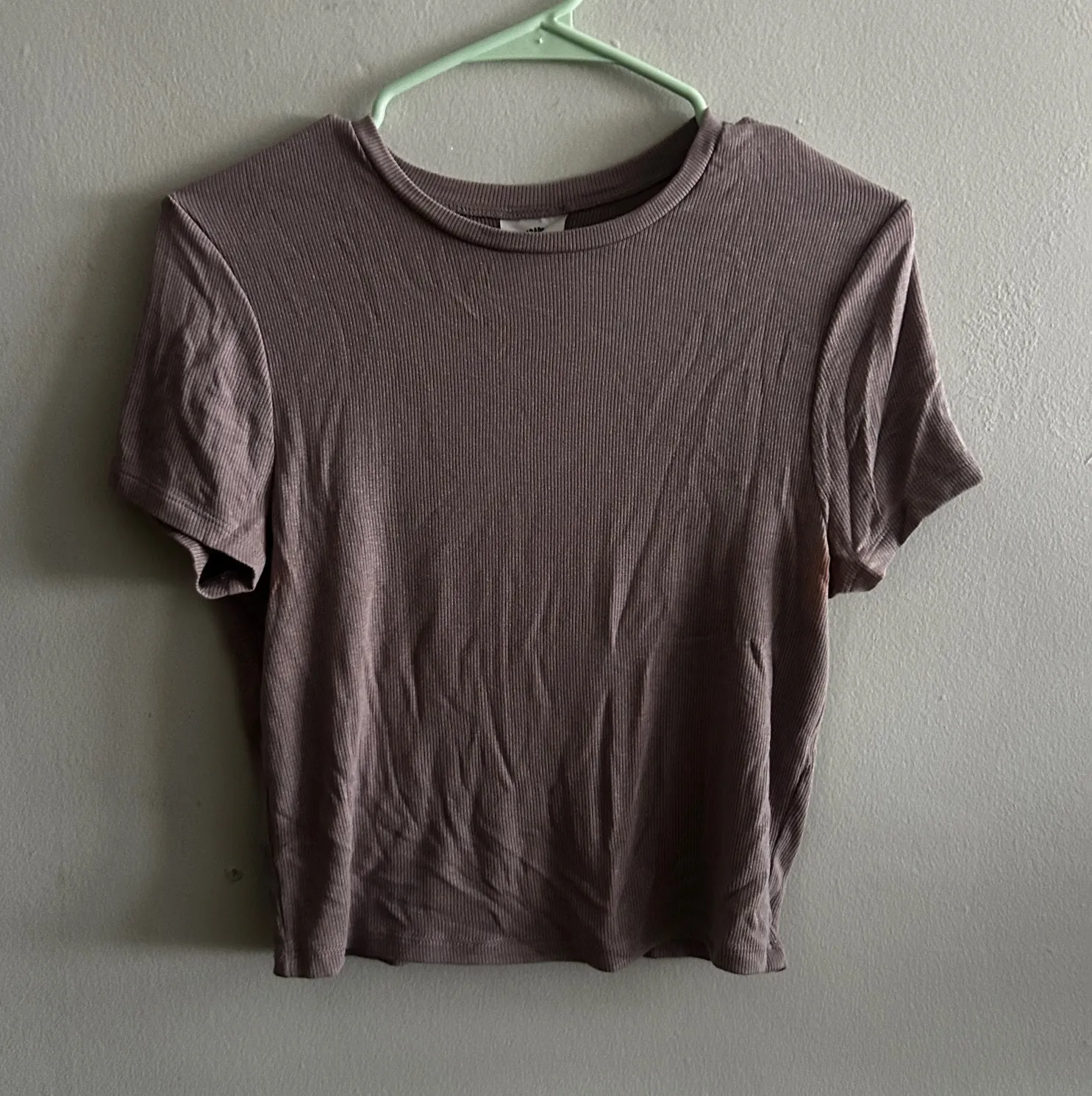 Parade lavender t shirt M - Image 1