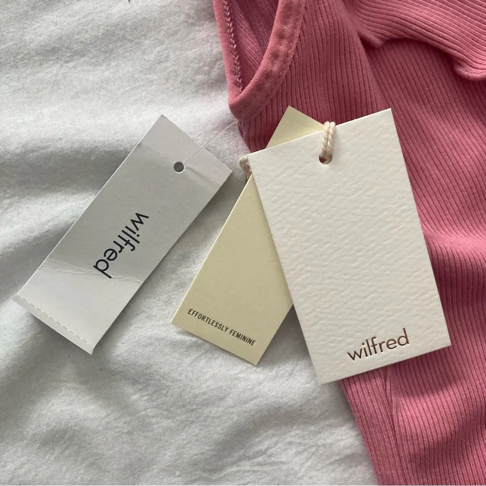 NWT Wilfred Aritzia Danette Bodysuit in Rose Sauvage Pink Size Medium - Image 5