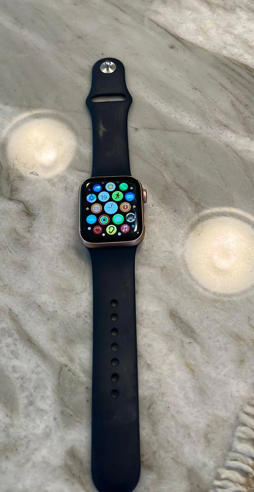 Apple Watch - Image 2