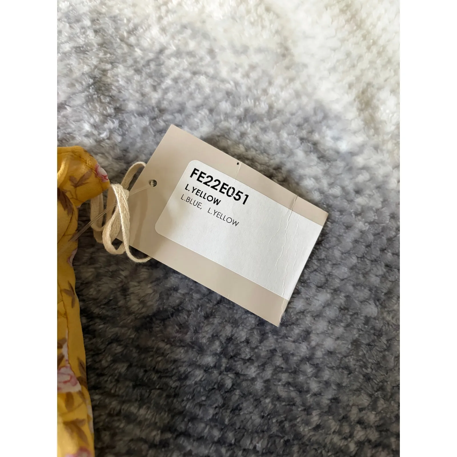 Fashion on Earth Gold Flower Tie Strap Ruffle Mini Summer Dress Size Small - Image 4