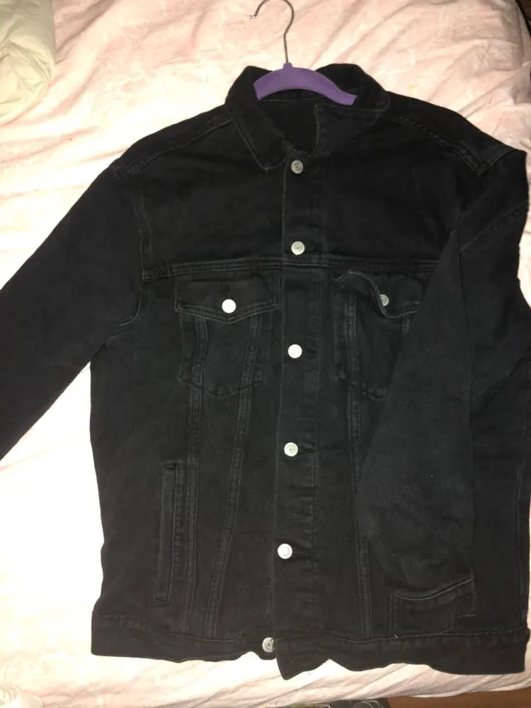Brandy Melville NWOT  Black Denim Jacket - Image 3