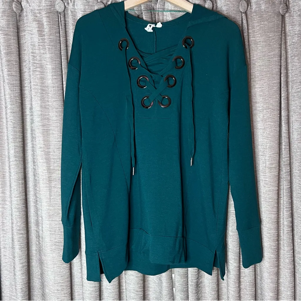 Cable & Gauge Green Grommet Lace-Up Long Sleeve Hooded Top Size Small - Image 5