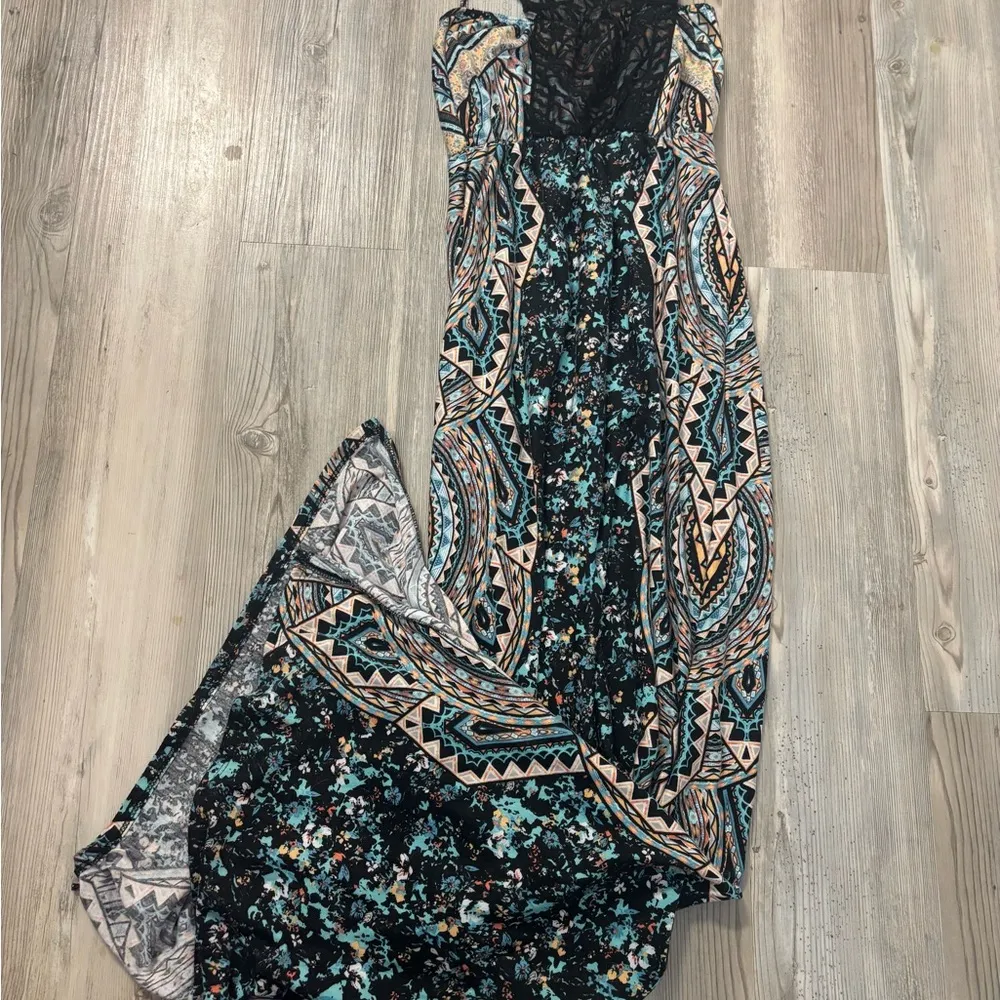 Vanity size small maxi dress with black lace Racerback chest is 14 length is 56 - Image 2