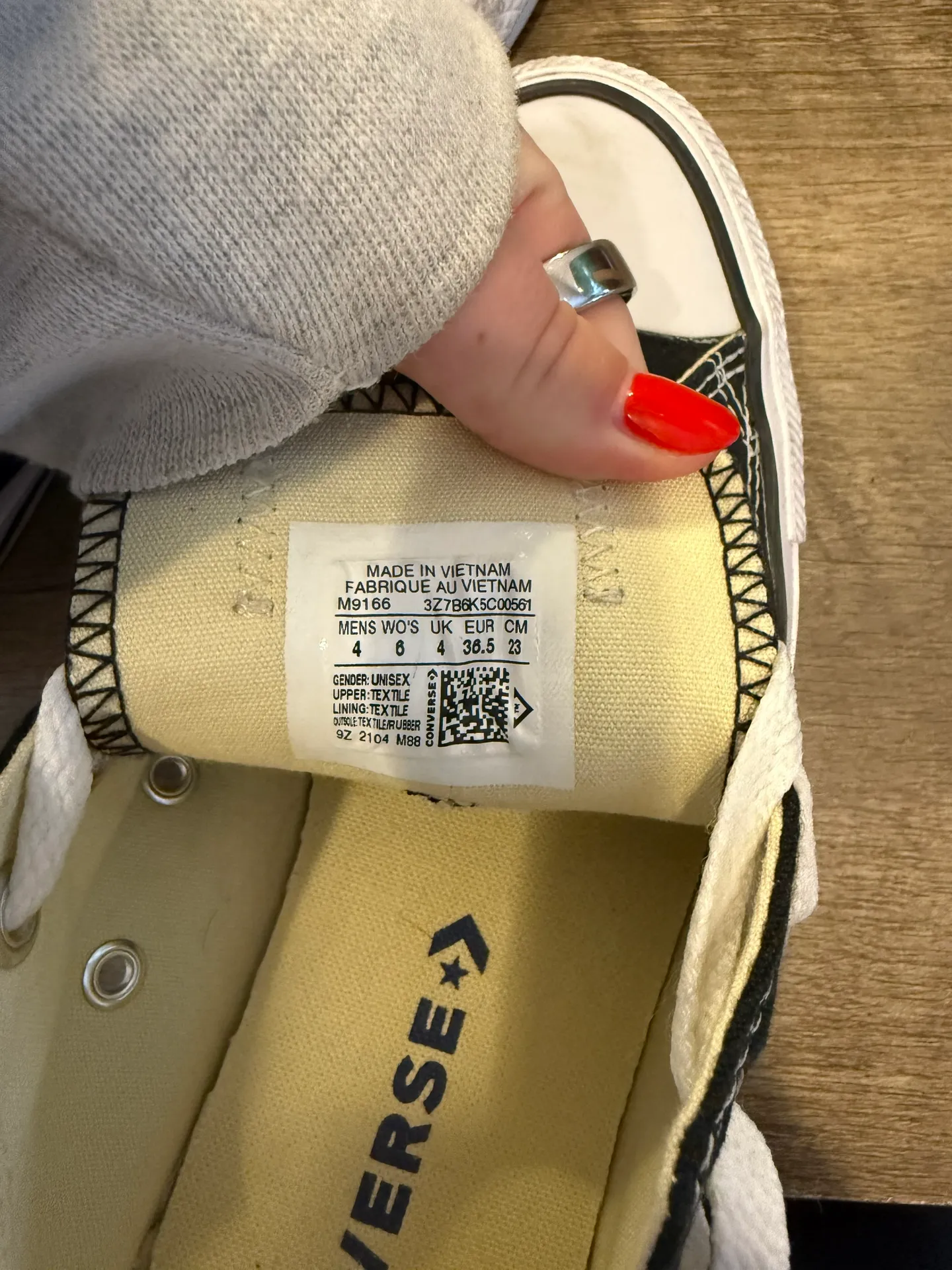 Black Lowtop - Image 3