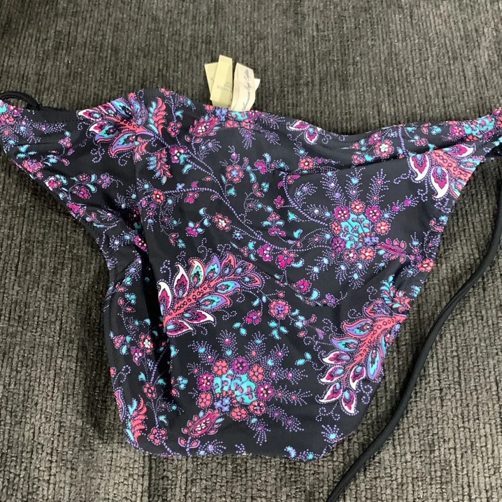 AEO NWOT Swimsuit Bottoms Size L - Image 5