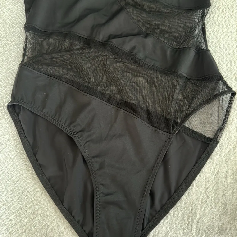 Normal Kamali Snake Mesh One shoulder Swimsuit, size Medium, $265 - Image 7