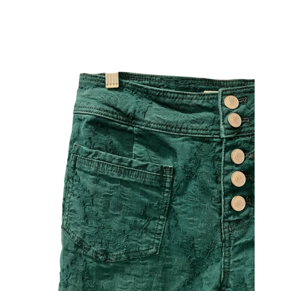 We The Free People Liv Crop Flare Textured Denim Jeans Size 26 Green Embossed - Image 4