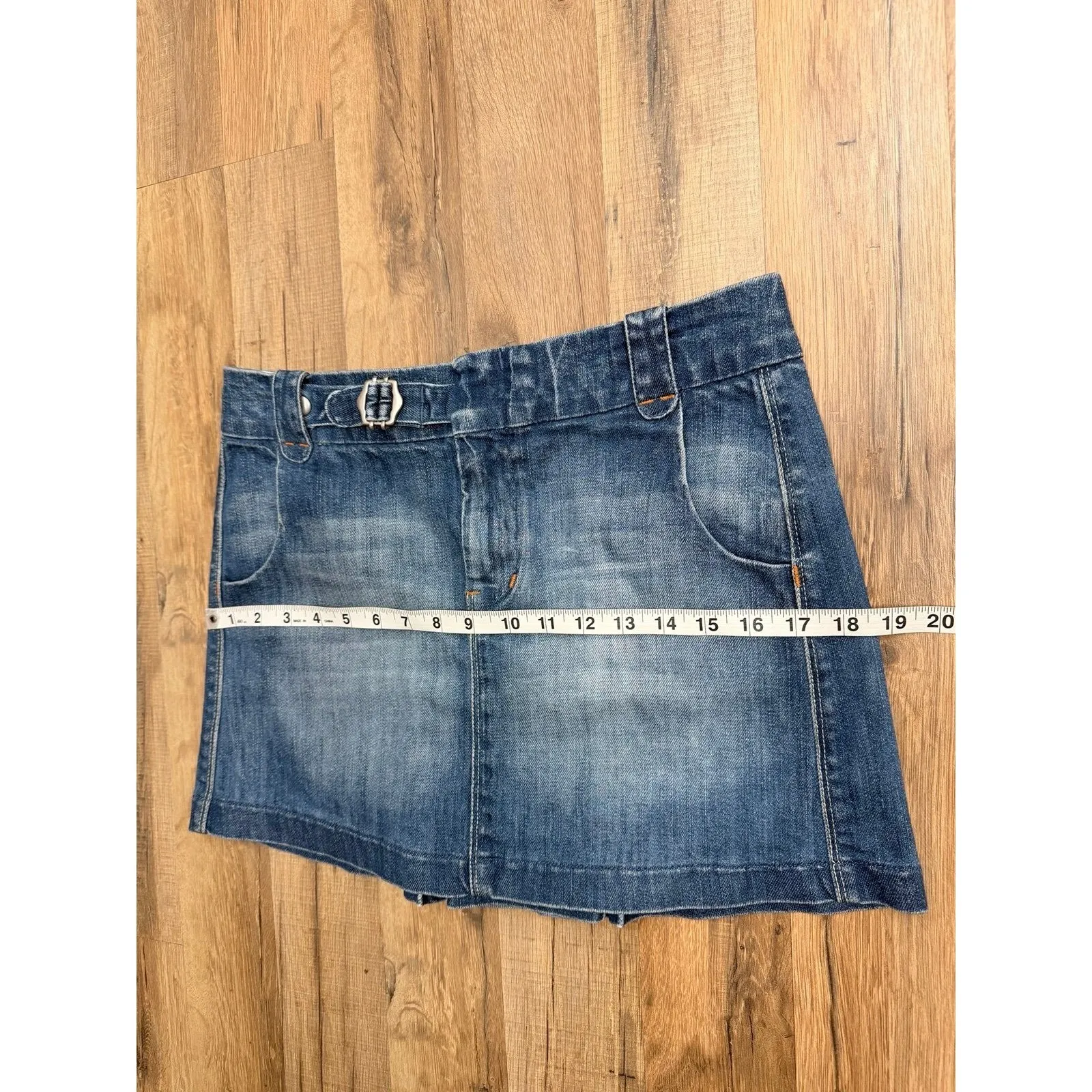 7 For All Mankind Denim Mini Skirt Pleated Back Size 30 Blue Jean Skirt - Image 9
