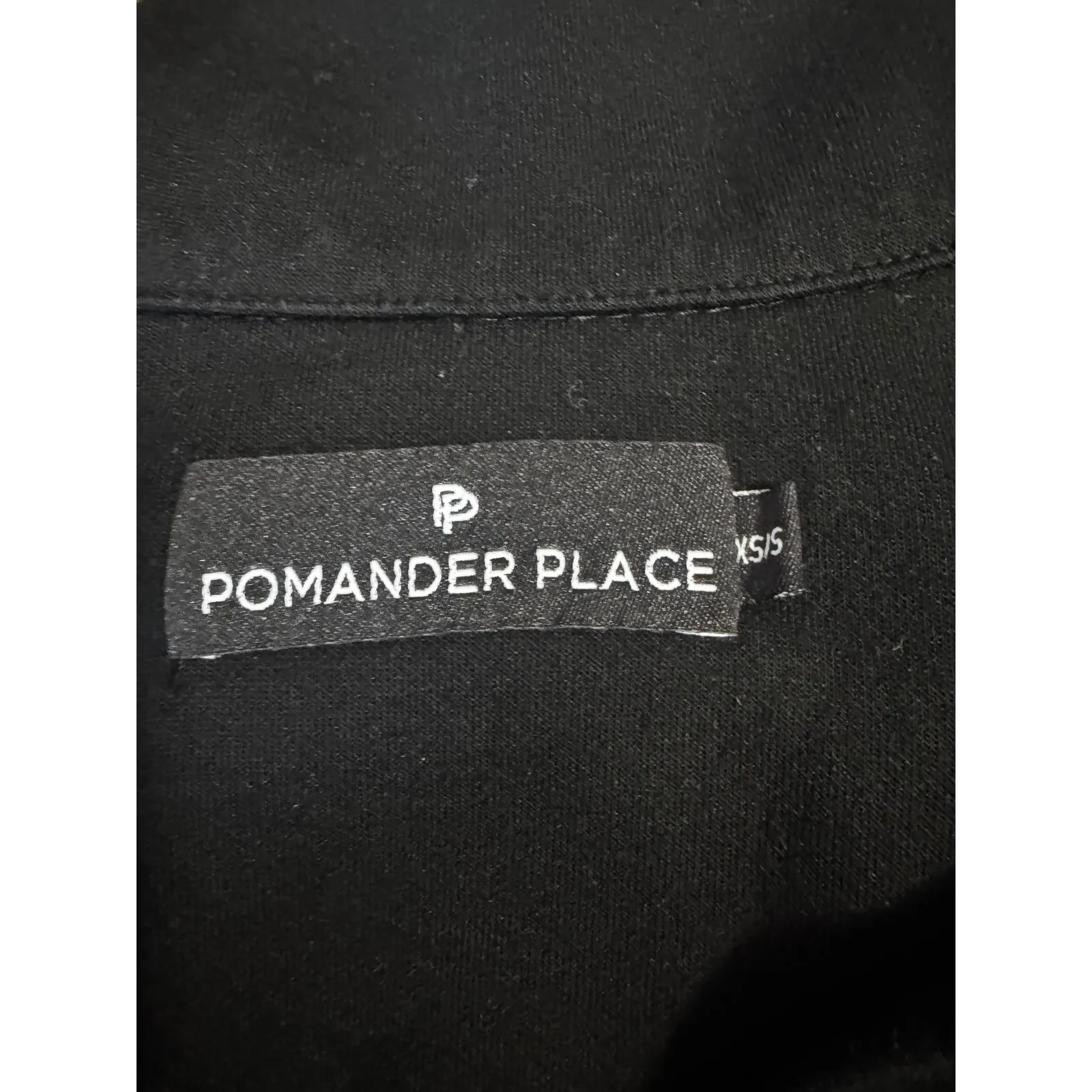 Pomander Place Oversized Collared Pullover Top – Black – XS/S - Image 6